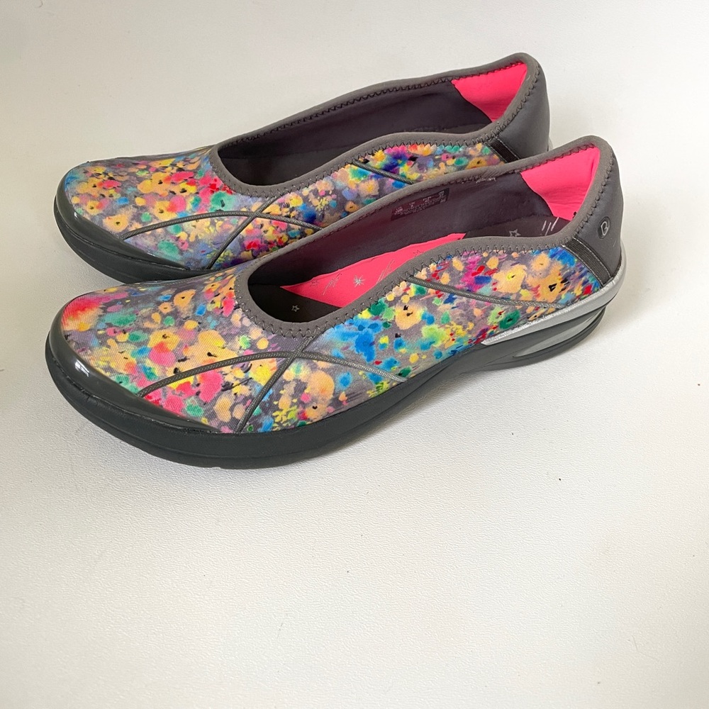 BZees Ruby Colorful Slip On Comfort Walking Shoes Size 10